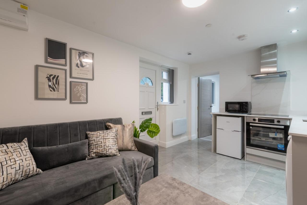 Cardiff Luxe Living Apartments Bagian luar foto